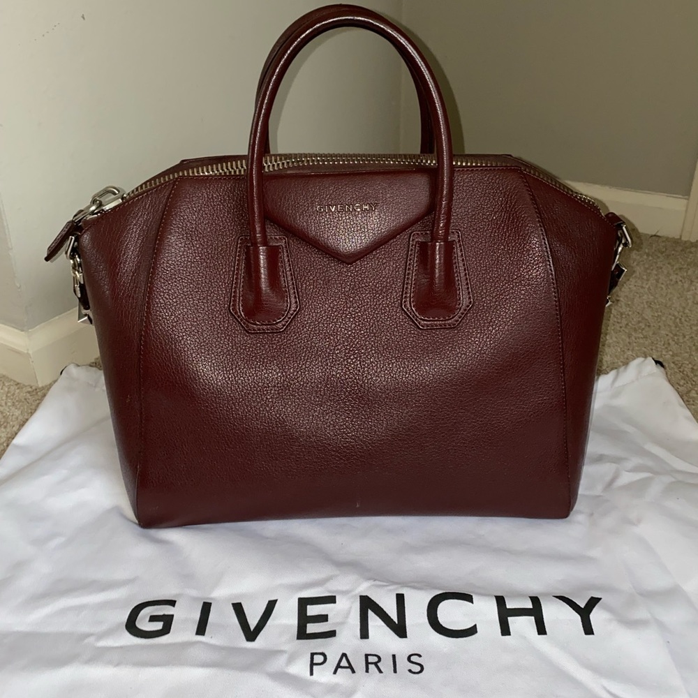 AUTHENTIC GIVENCHY MEDIUM ANTIGONA IN BURGUNDY